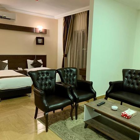 Ream Hotel Amman Exterior foto