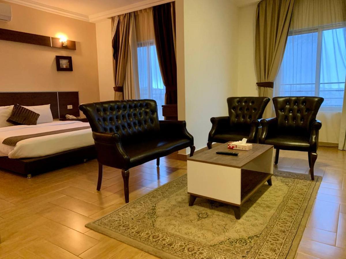 Ream Hotel Amman Exterior foto