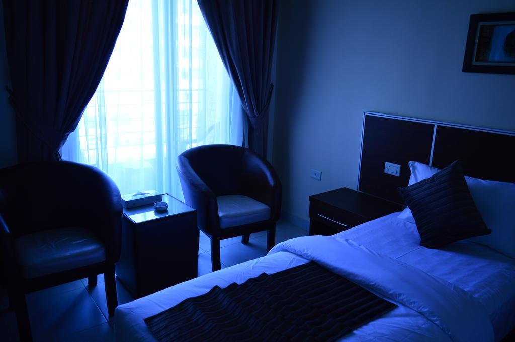 Ream Hotel Amman Zimmer foto