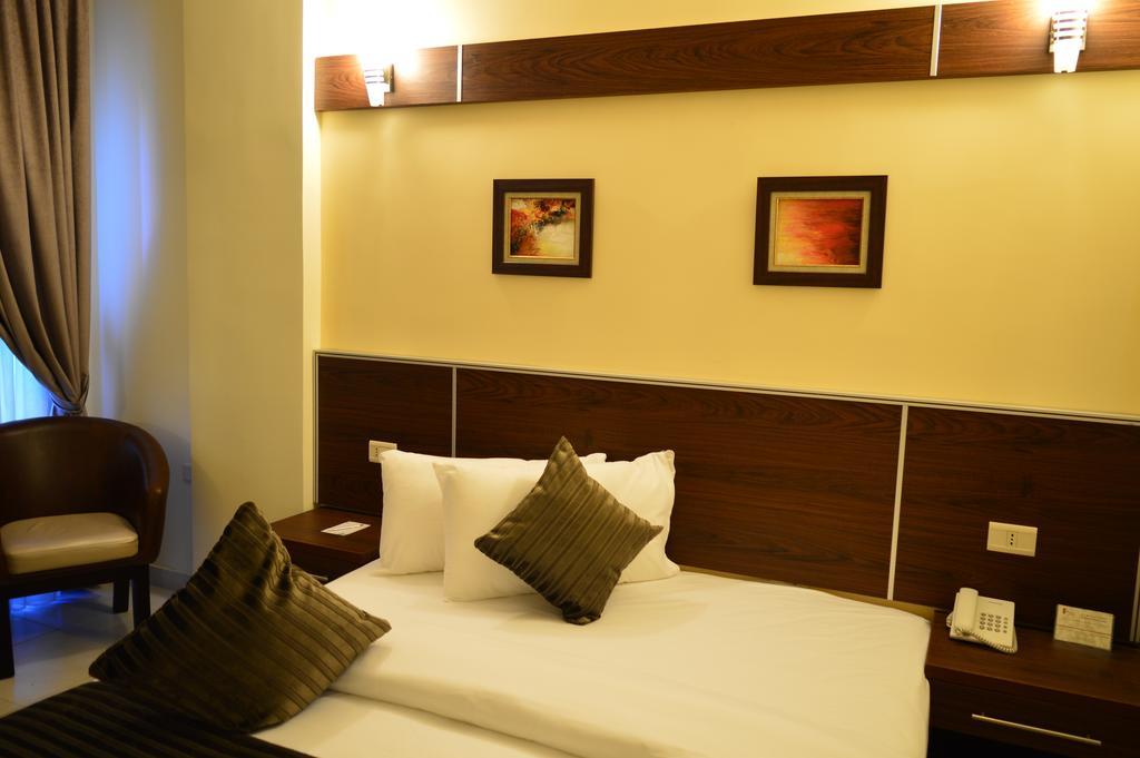 Ream Hotel Amman Zimmer foto