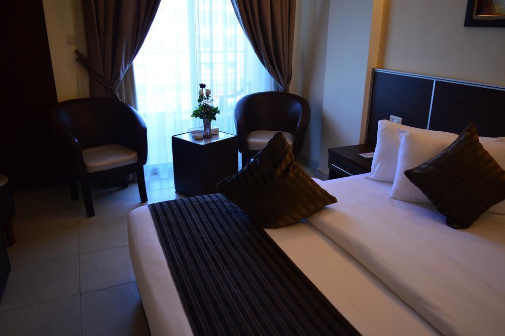 Ream Hotel Amman Zimmer foto