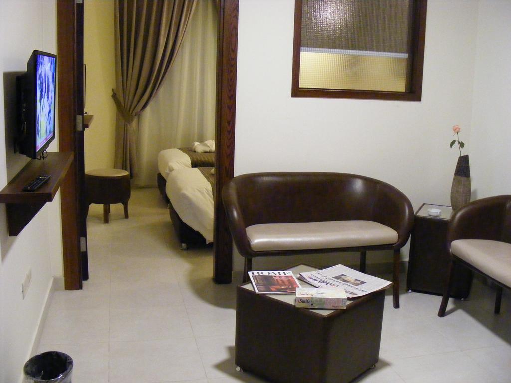 Ream Hotel Amman Exterior foto