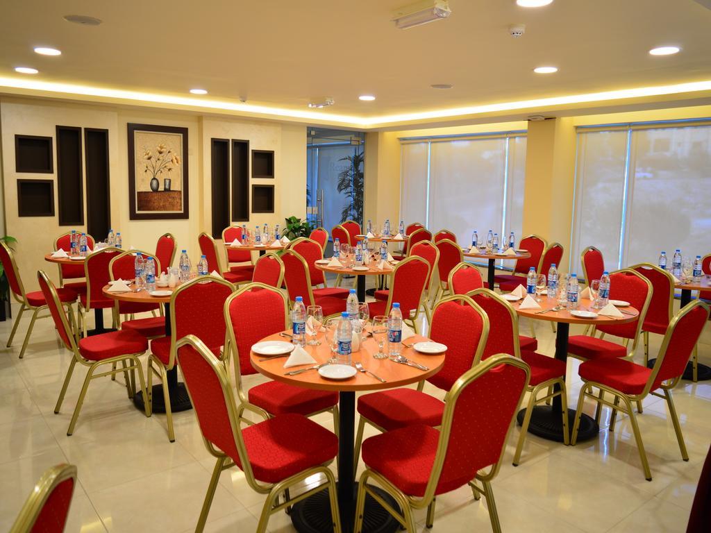 Ream Hotel Amman Exterior foto