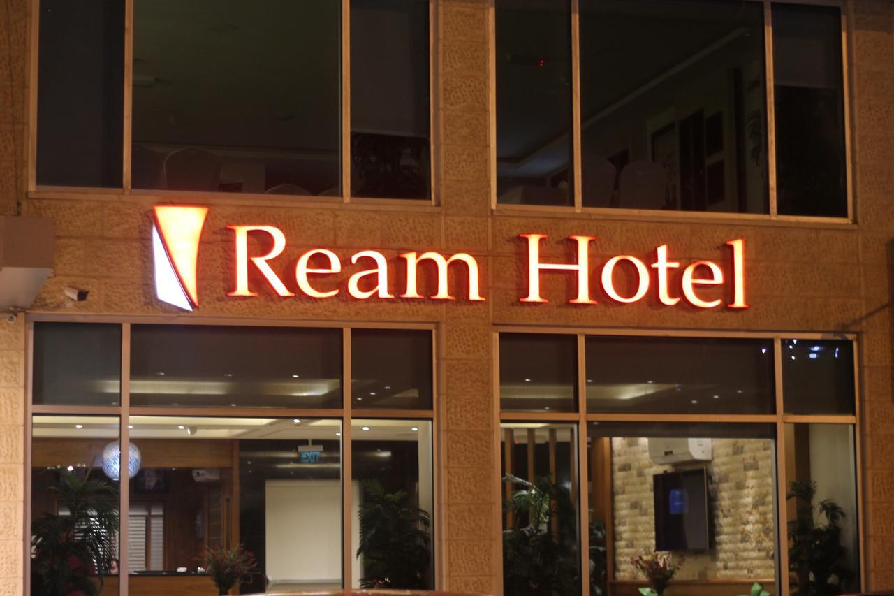 Ream Hotel Amman Exterior foto